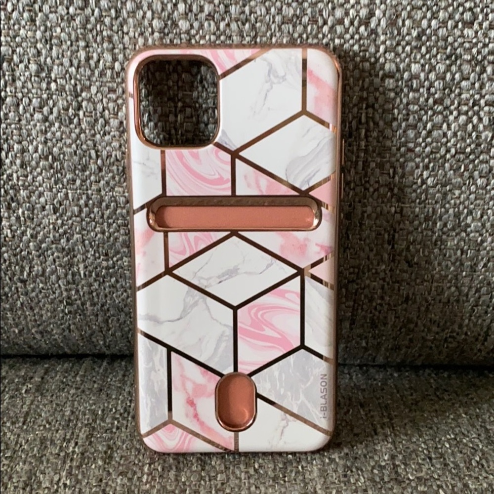 iPhone 11 Pro Max wallet case